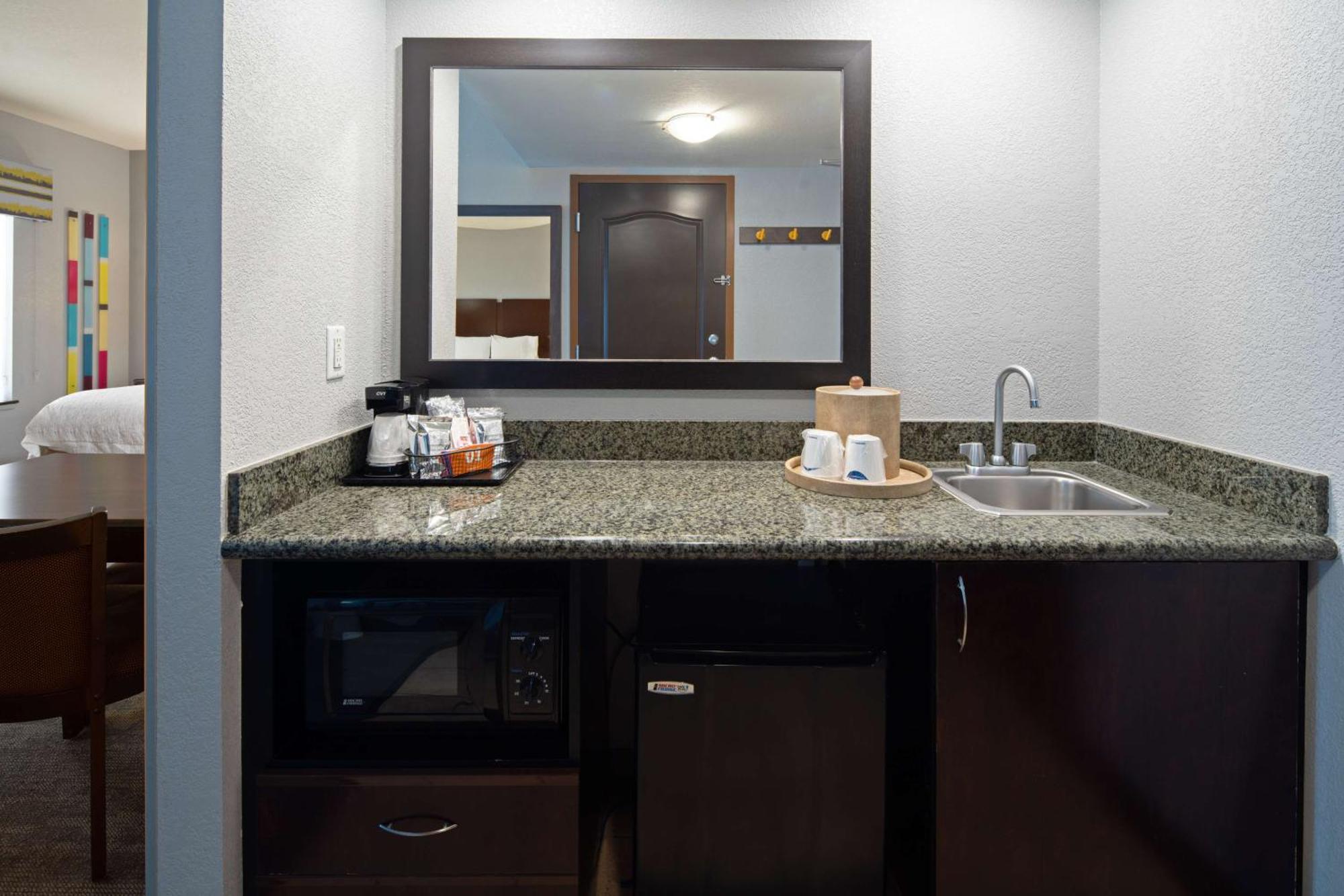 Hampton Inn And Suites Bakersfield / Highway 58 Exteriér fotografie